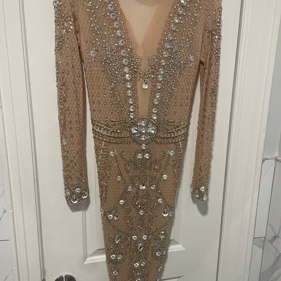 Fashion designer Lynira Label - Picture 1 of 4